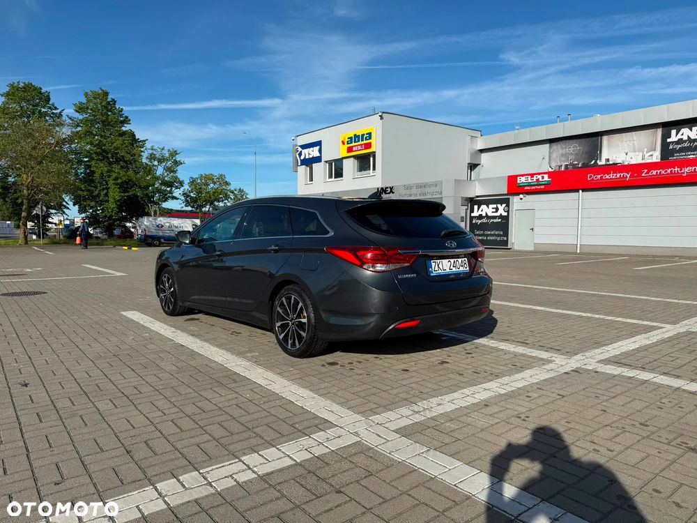 Hyundai i40 Kombi 1.7 CRDi DCT Style - 4