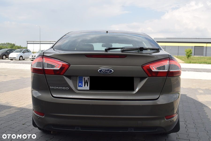 Ford Mondeo 2.0 TDCi Platinium X Plus (Titanium) - 18