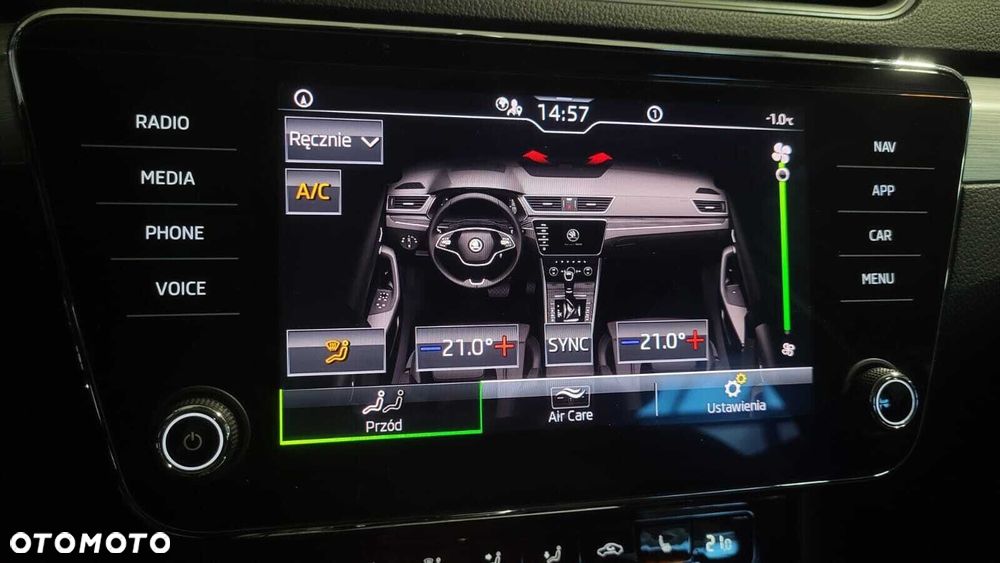 Skoda Superb 2.0 TSI Ambition DSG - 36