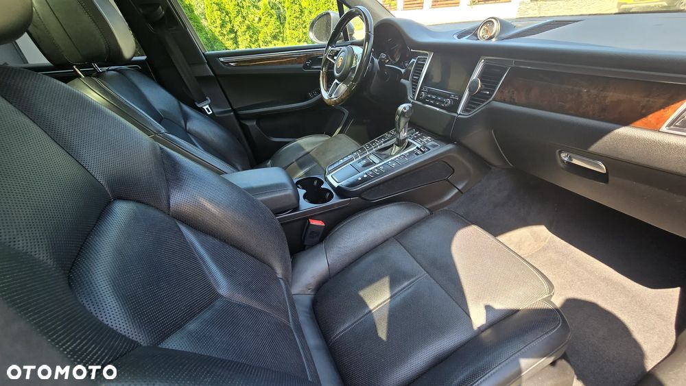 Porsche Macan S - 16