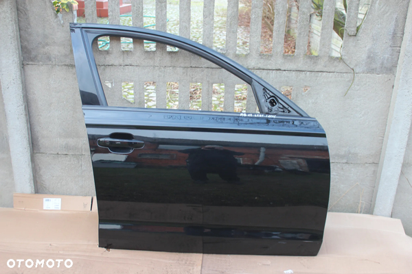 DRZWI PRAWE PRZEDNIE AUDI A6 C7 LY9T 2015