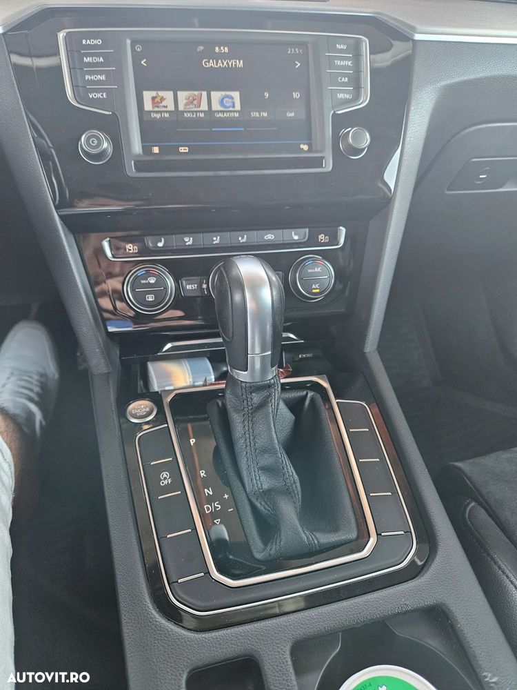 Volkswagen Passat 2.0 TDI DSG Highline - 6
