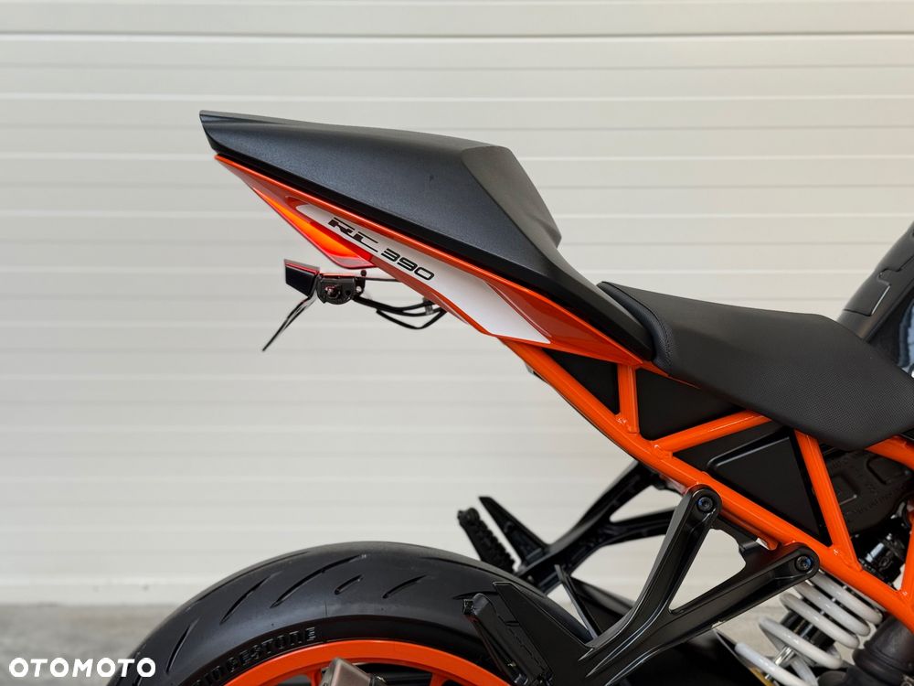 KTM RC 390 - 19