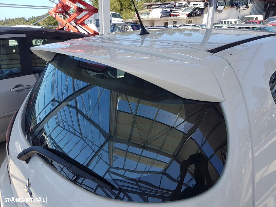 Mitsubishi Colt 2011 para peças - 3