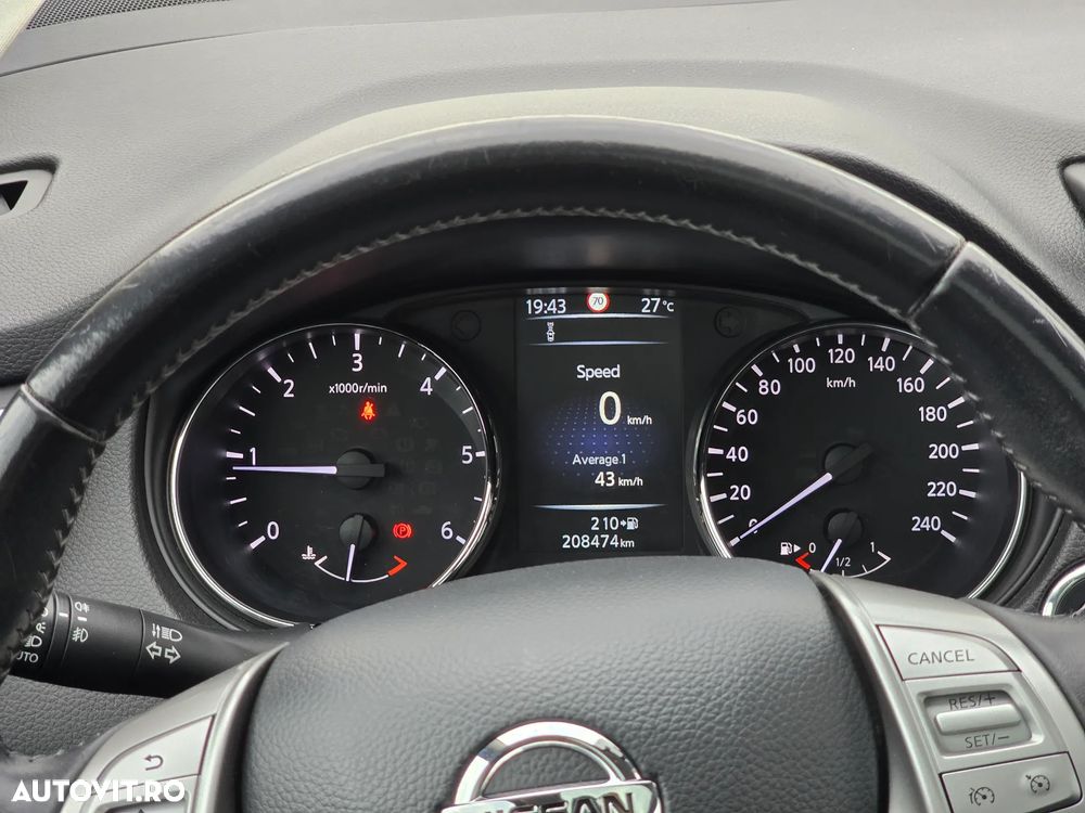 Nissan Qashqai 1.6 DCI Start/Stop Tekna - 15