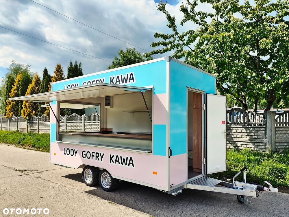 Esselmann sklep/bar Karello 4 przyczepa gastronomiczna