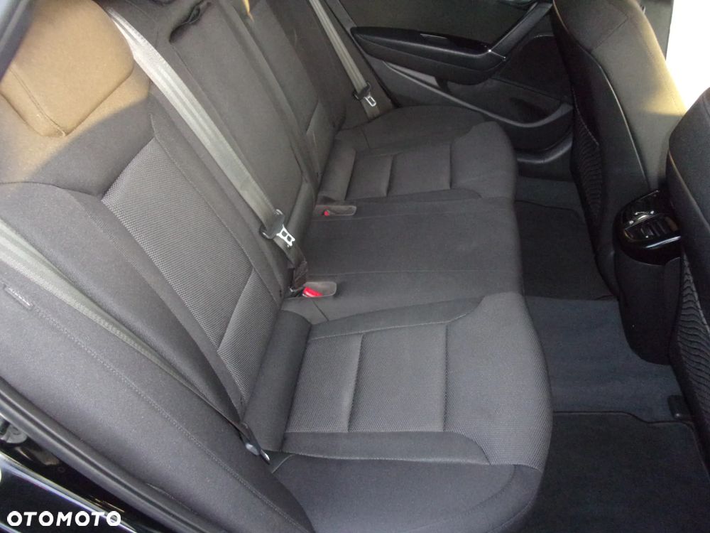 Hyundai i40 2.0 GDI Business - 29