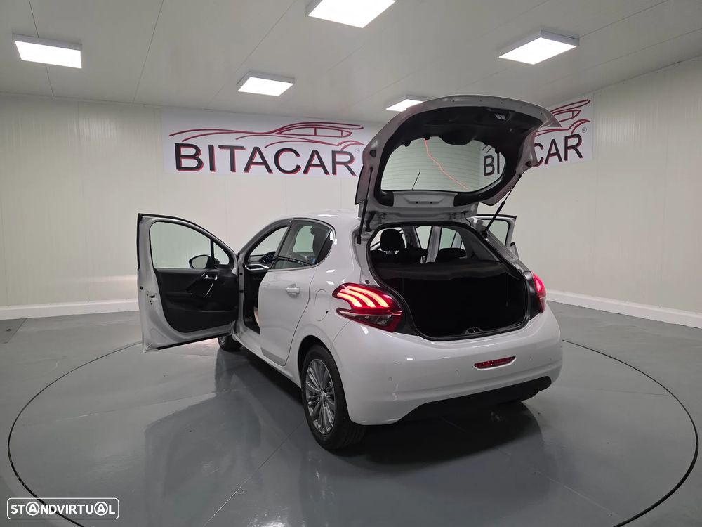 Peugeot 208 1.6 BlueHDi Allure - 15