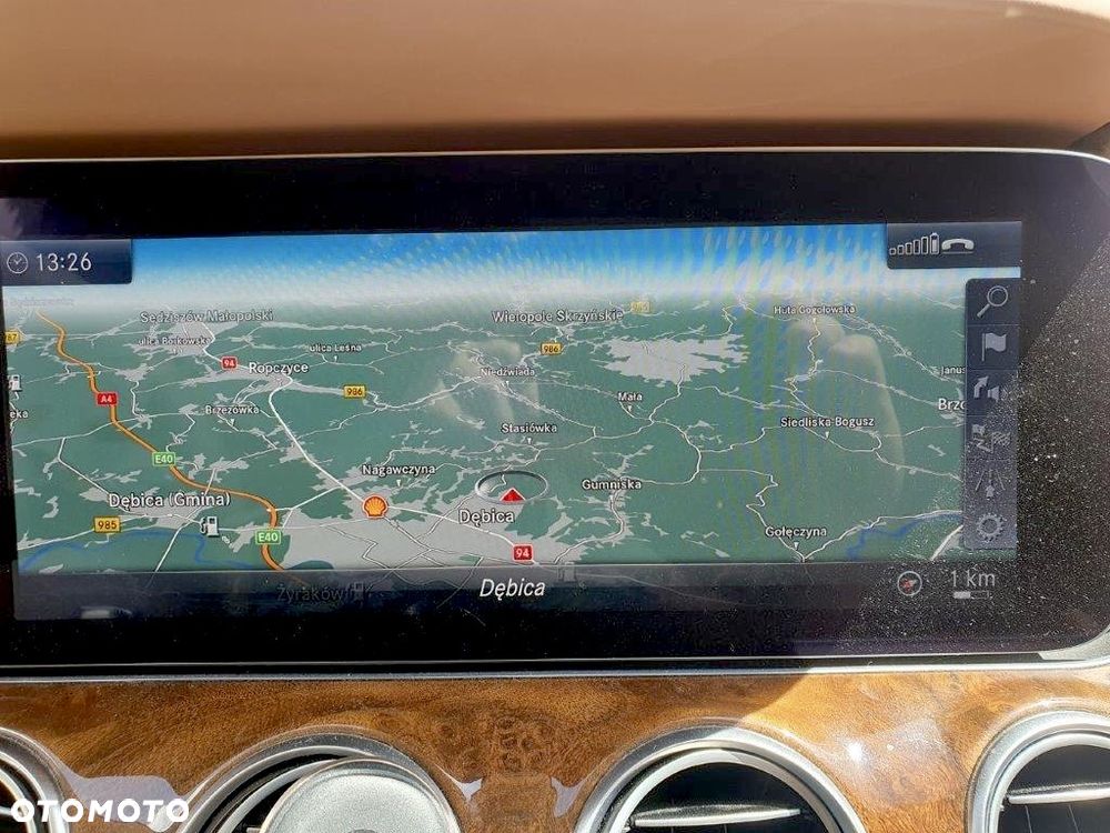 Mercedes-Benz Klasa E 400 4Matic 9G-TRONIC Exclusive - 28