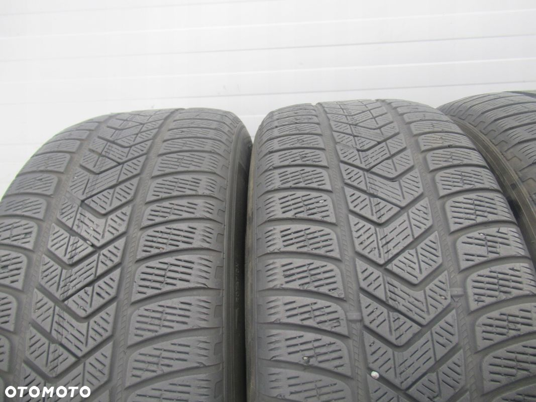 OPONY ZIMA 4szt PIRELLI SCORPION WINTER 255/55R20 110V - 2