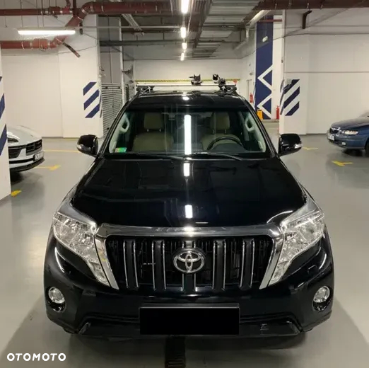 Toyota Land Cruiser - 2