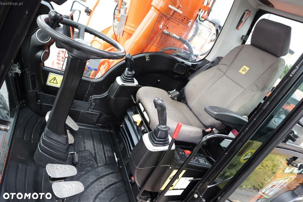 JCB JS175W - 26