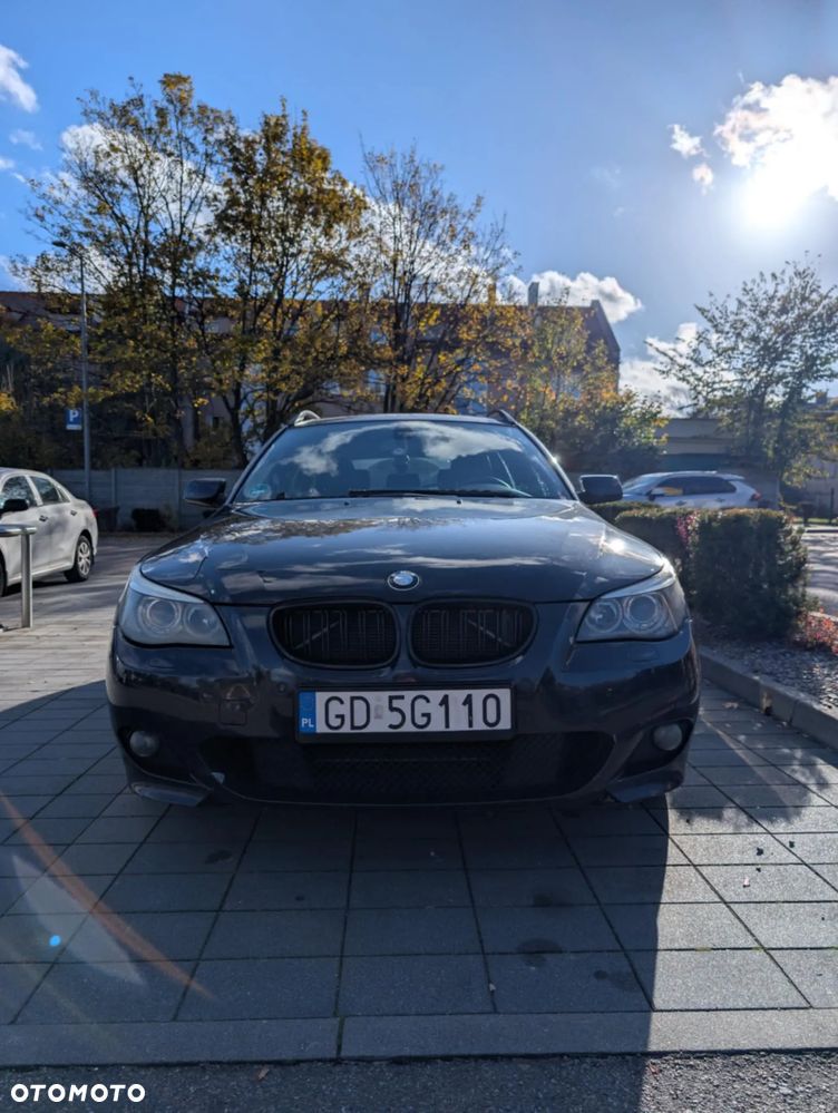 BMW Seria 5 530i Touring - 15