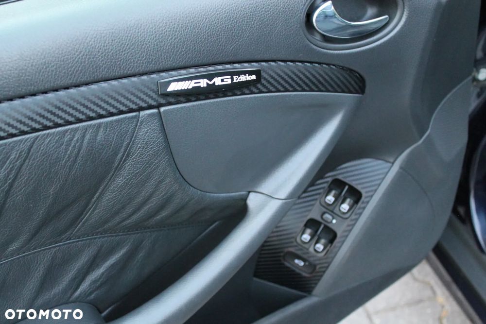 Mercedes-Benz CLK ver-1-9-tdi-highline - 18