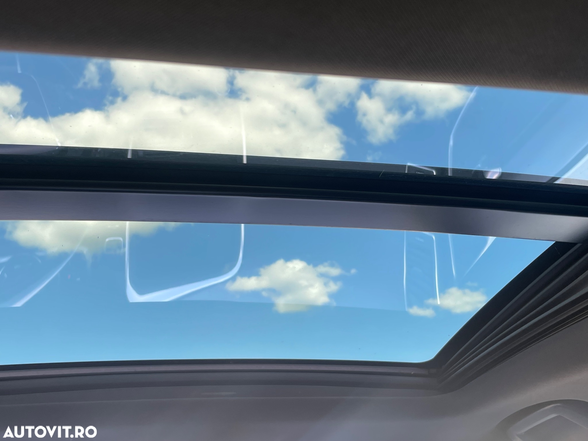 Volvo XC 60 D4 AWD R-Design - 17