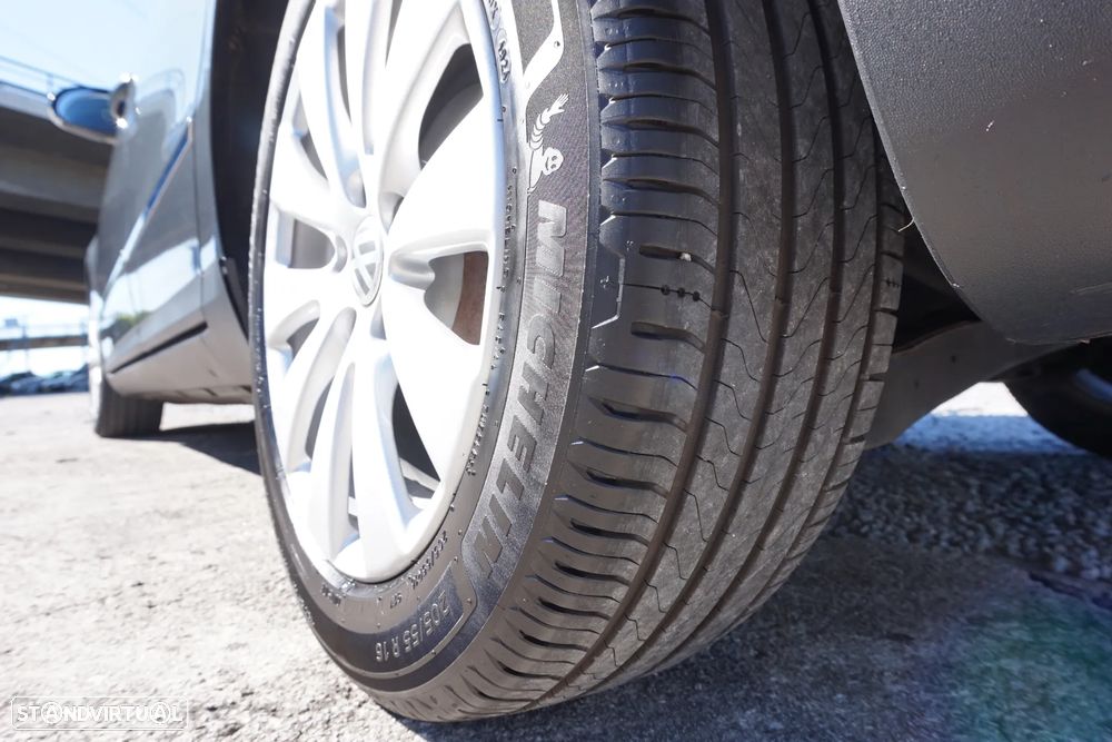 VW Passat 2.0 TDI BM Confortline - 16