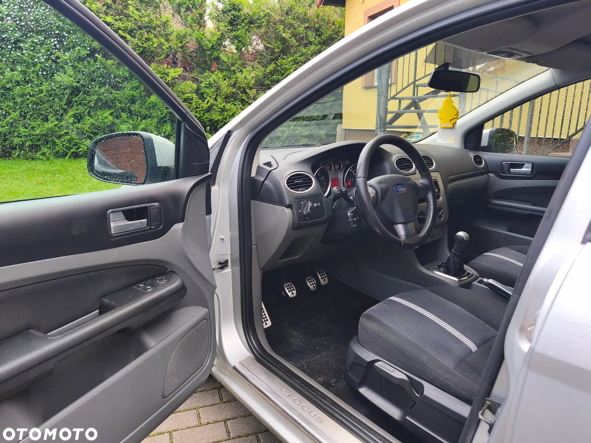 Ford Focus 1.6 16V Sport - 10