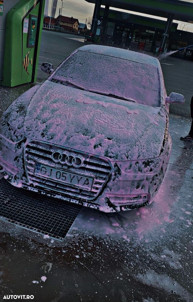 Audi A4 2.0 TDI Multitronic - 4