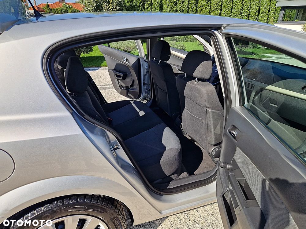 Opel Astra 1.7 CDTI Edition - 18