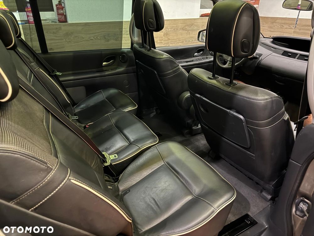 Renault Espace 2.0 dCi Initiale - 2