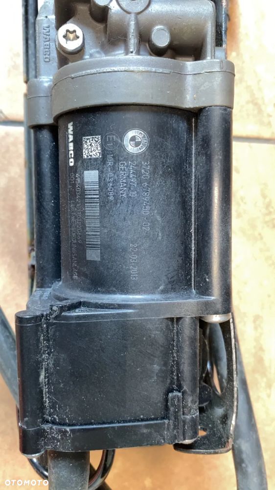 BMW F01 F07 F10 F11 KOMPRESOR ZAWIESZENIA 6789450 - 2
