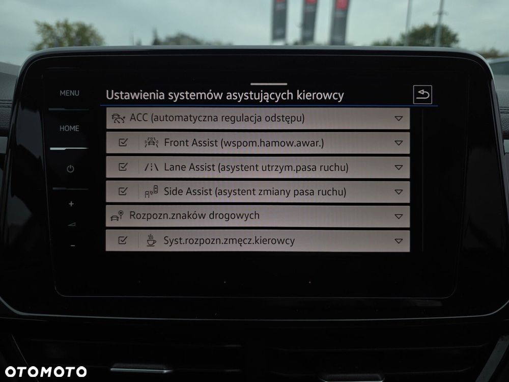 Volkswagen T-Roc - 24
