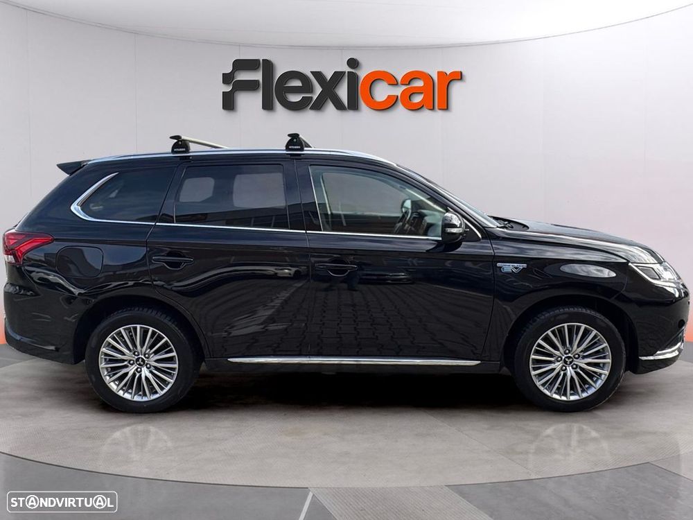 Mitsubishi Outlander 2.4 Intense - 9