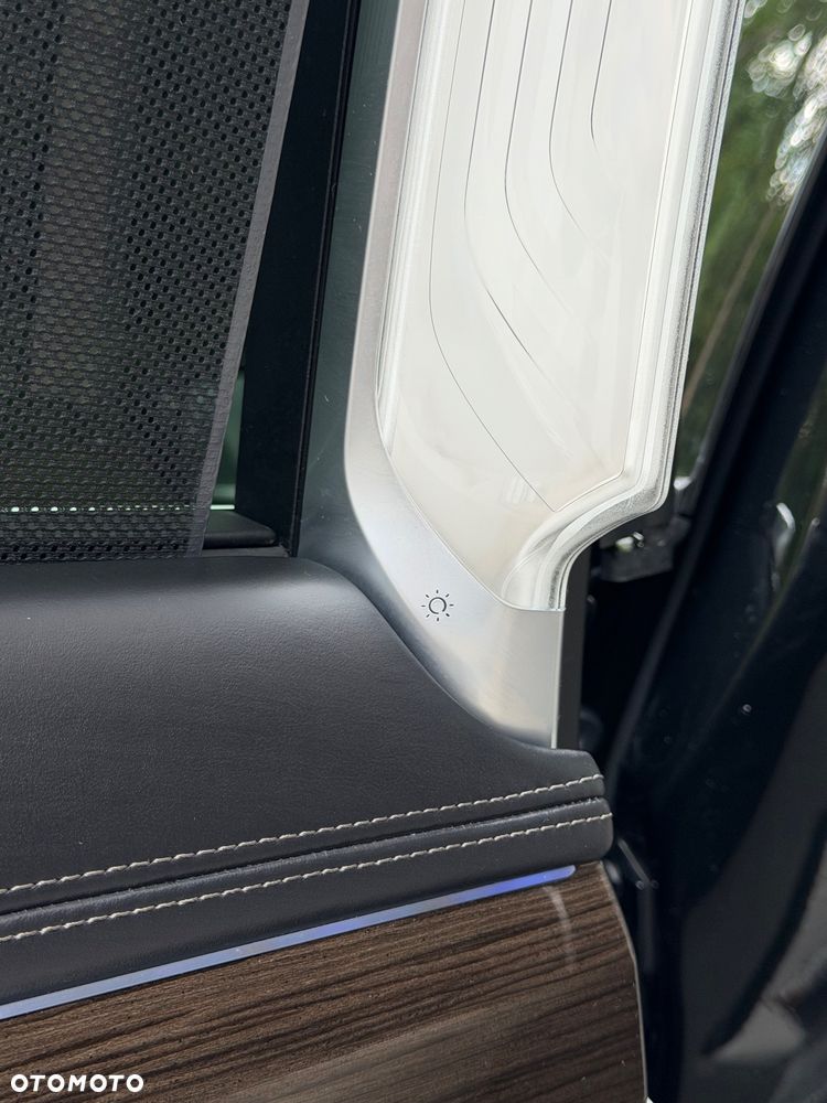 BMW Seria 7 740Le iPerformance - 16