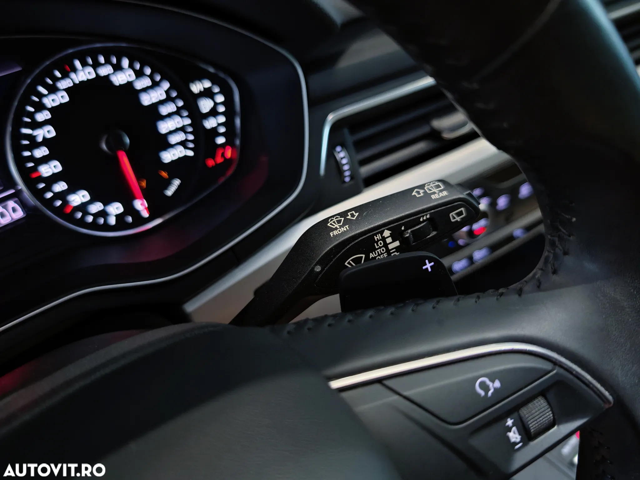 Audi A4 Avant 30 TDI S tronic - 20