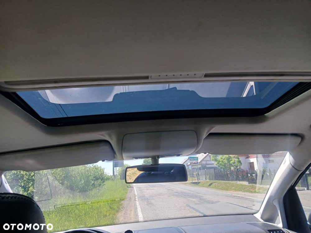 Volkswagen Touran 2.0 TDI DPF DSG Highline - 14