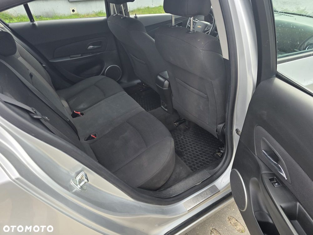 Chevrolet Cruze 2.0 D LT - 10
