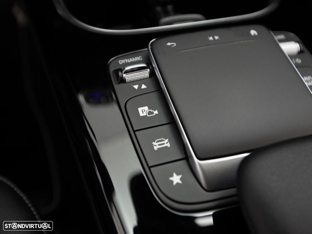 Mercedes-Benz A 250 e 8G-DCT Edition AMG Line - 23