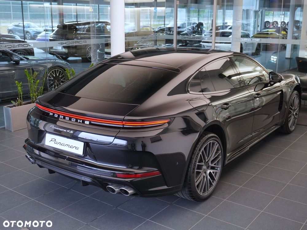 Porsche Panamera 4S E-Hybrid PHEV - 17
