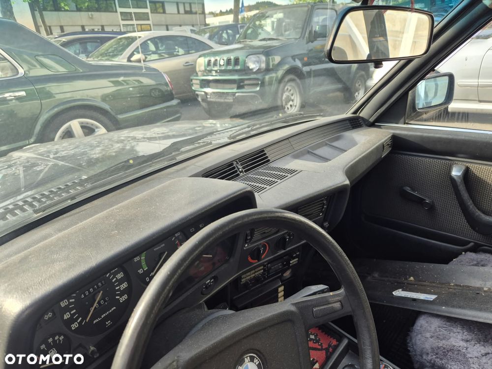 BMW Seria 3 323i - 15