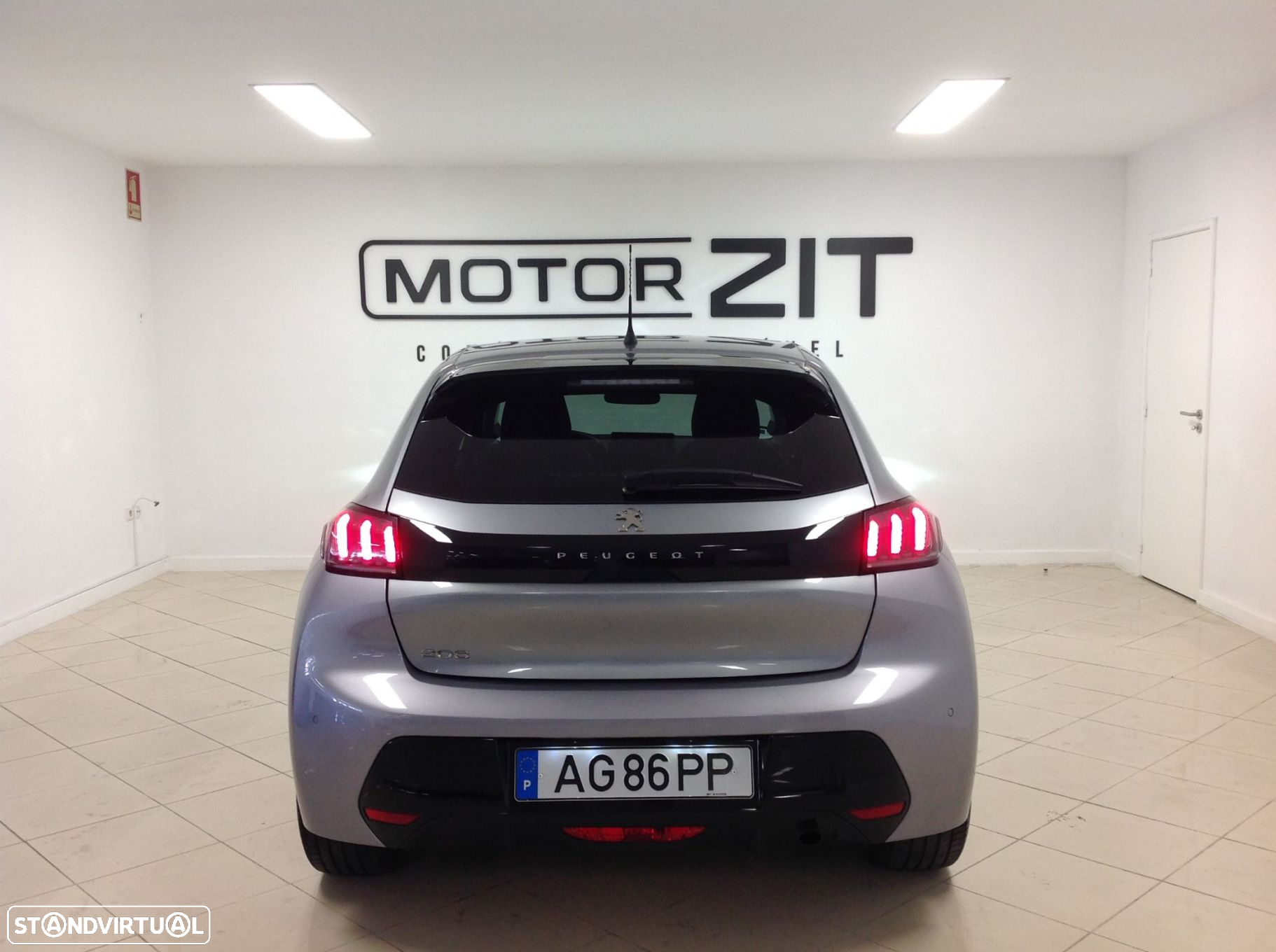 Peugeot 208 1.2 PureTech Allure - 7
