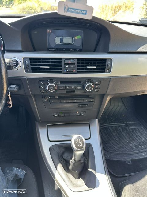 BMW 320 d - 6