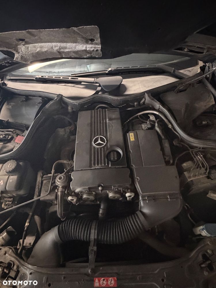 Mercedes-Benz CLK 200 Kompressor Automatik Avantgarde - 3