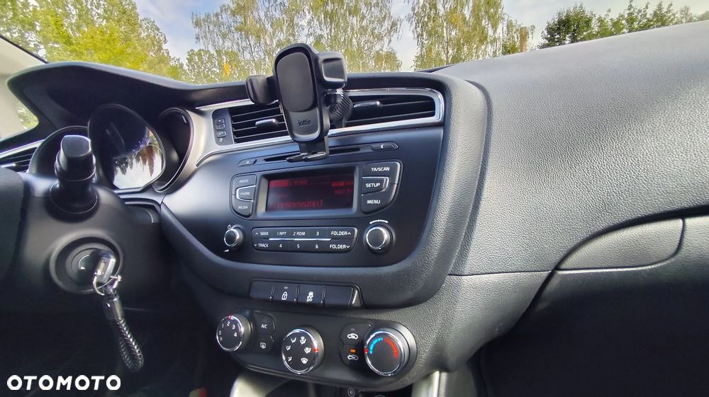Kia Ceed 1.4 S - 21