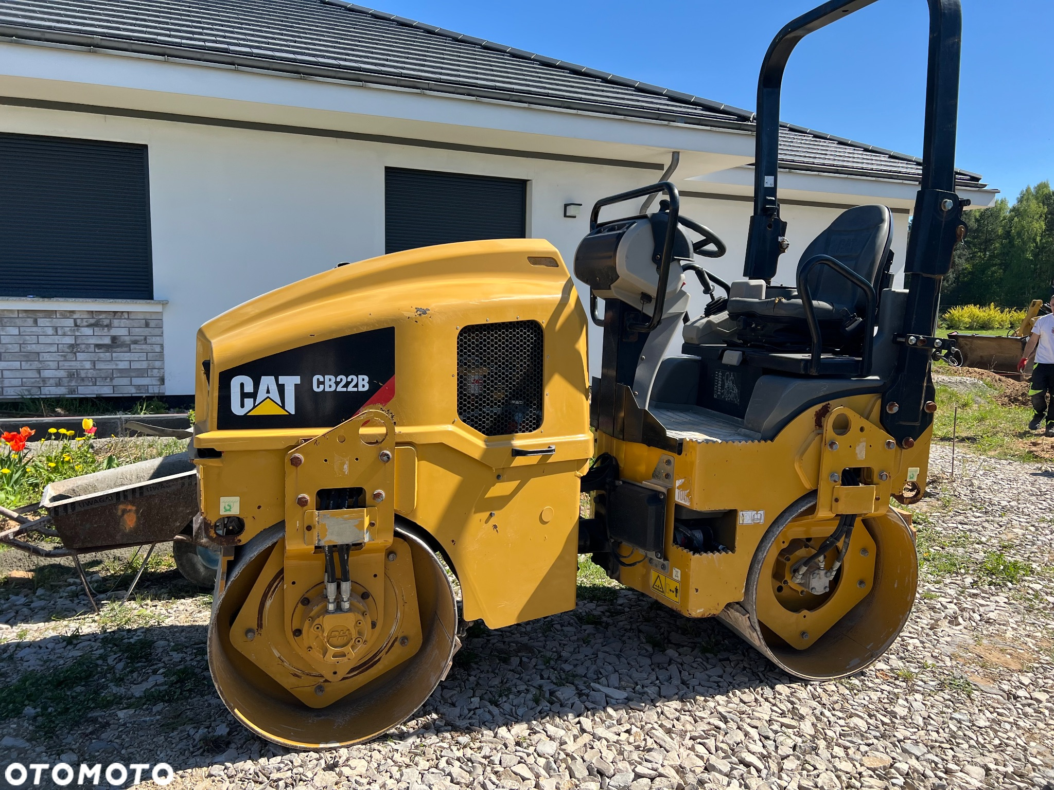Caterpillar Walec drogowy CAT 100cm CB22B 2017r  zagęszczarka Catepillar CB 22 B Szer 100 cm Wibracja na oba bębny Zbiorniki na wodę Bomag  2,5 tony 24KW - 9