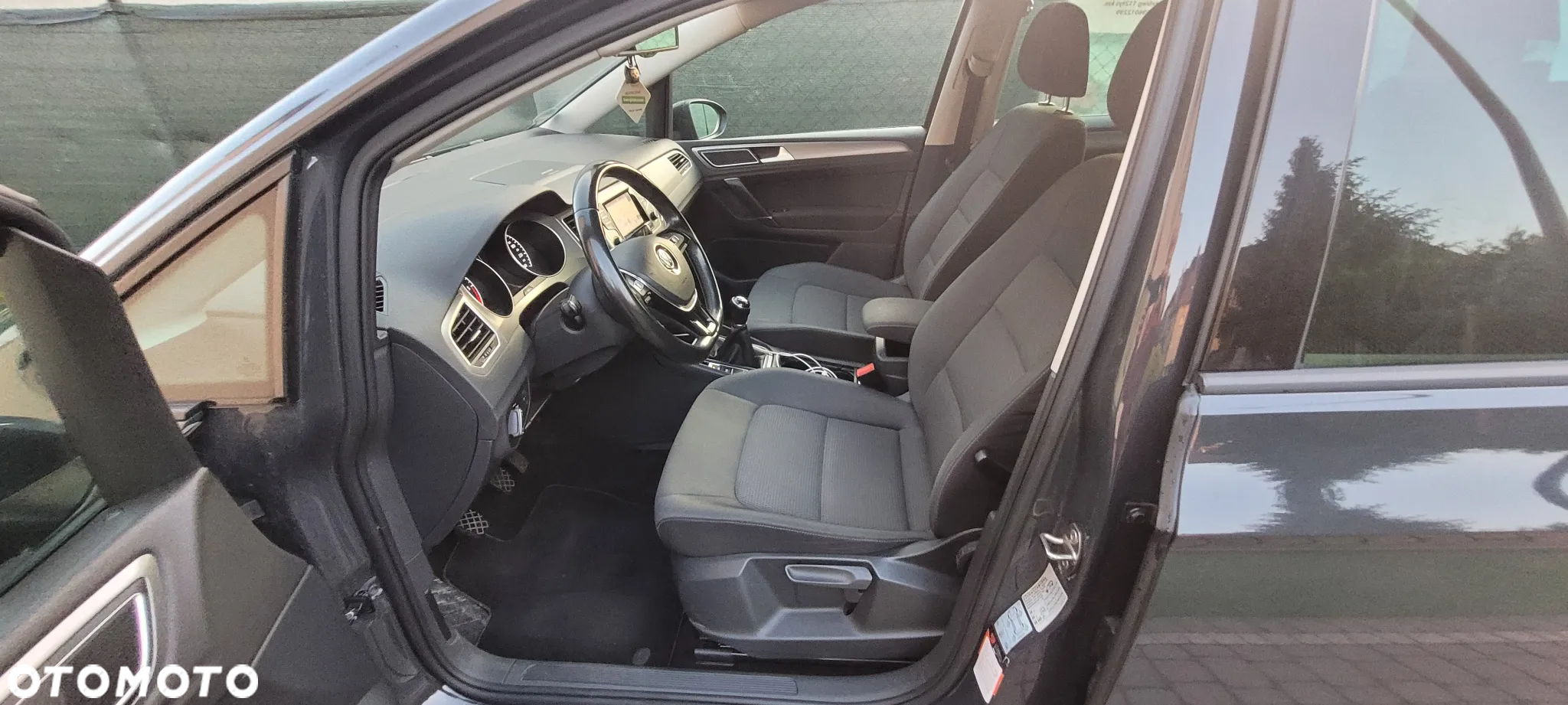 Volkswagen Golf Sportsvan 1.6 TDI BlueMotion Technology Comfortline - 17
