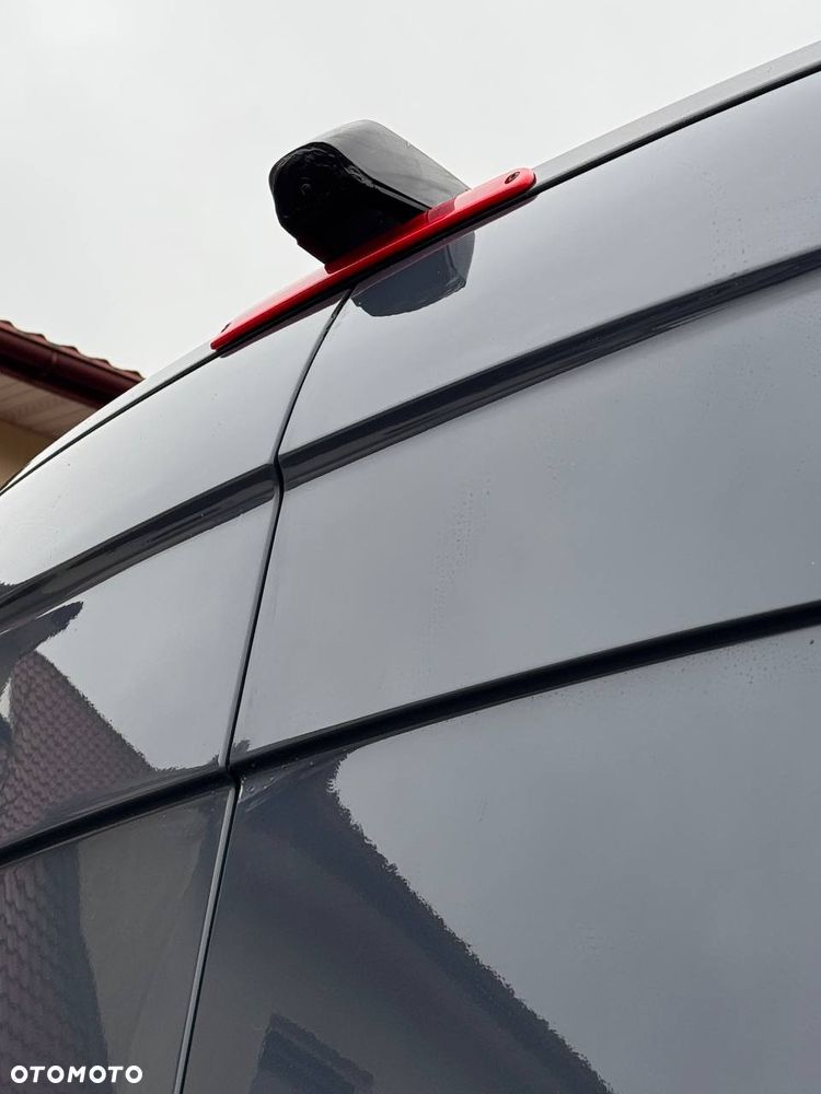 Mercedes-Benz Sprinter - 12