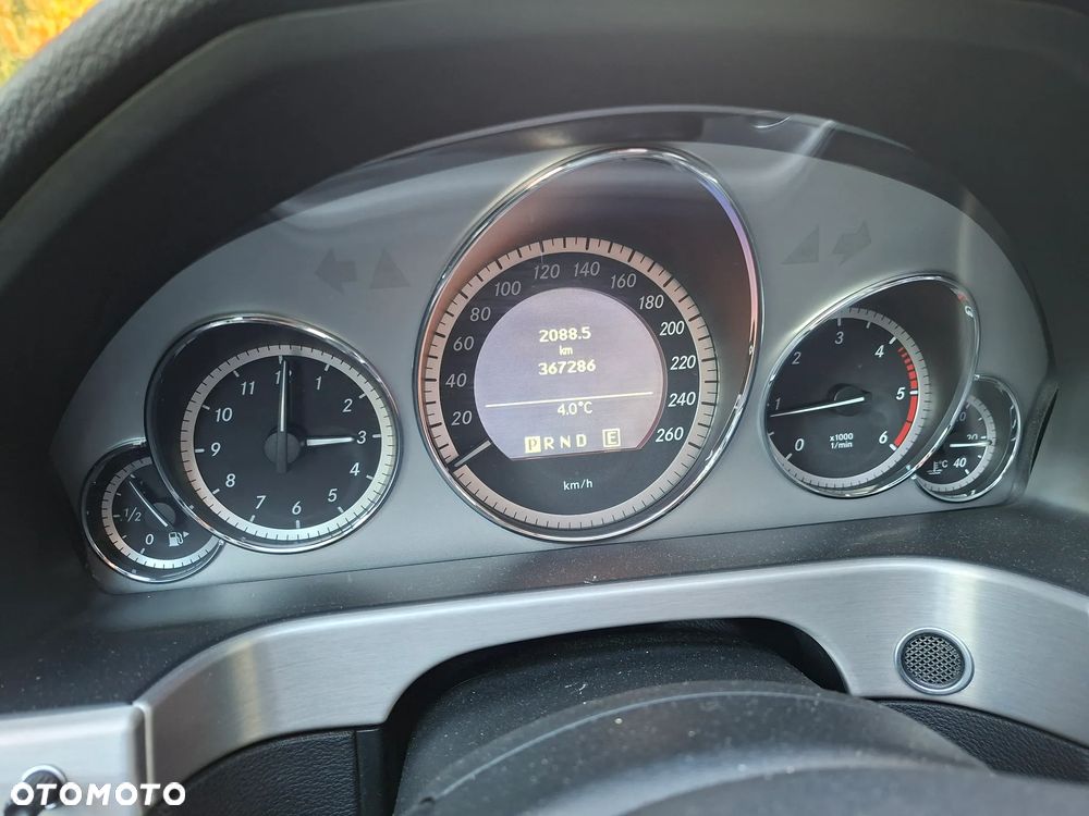 Mercedes-Benz Klasa E 250 CDI DPF BlueEFFICIENCY Automatik Avantgarde - 21