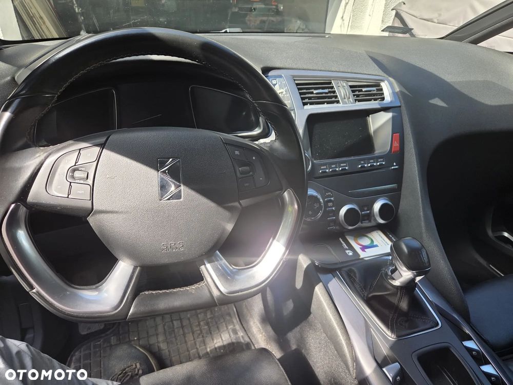 DS Automobiles DS 5 - 6