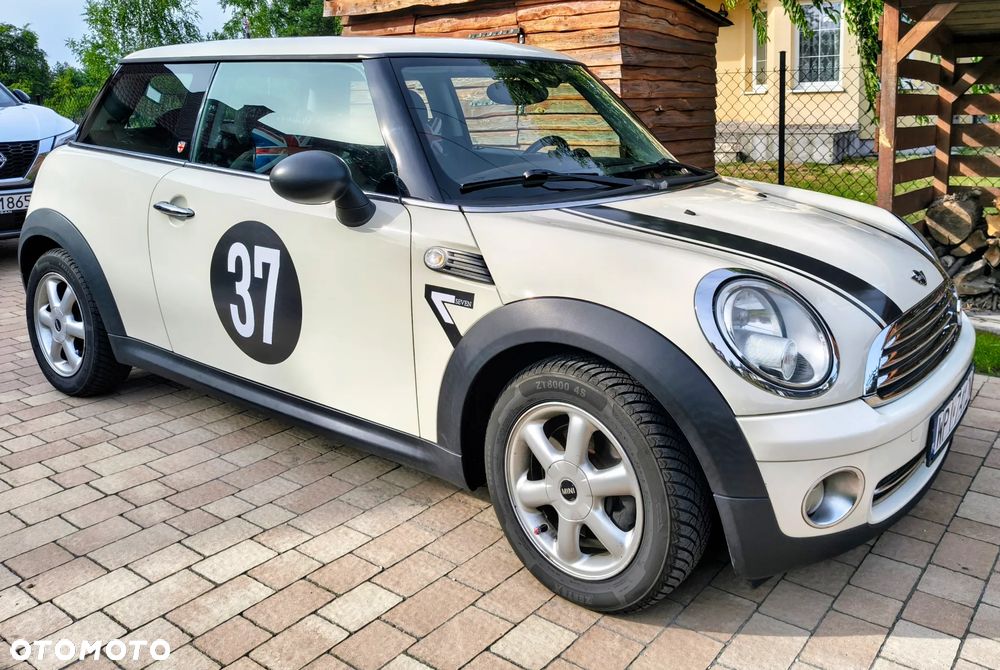 MINI ONE - 1