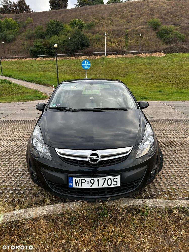 Opel Corsa 1.4 Cosmo - 3