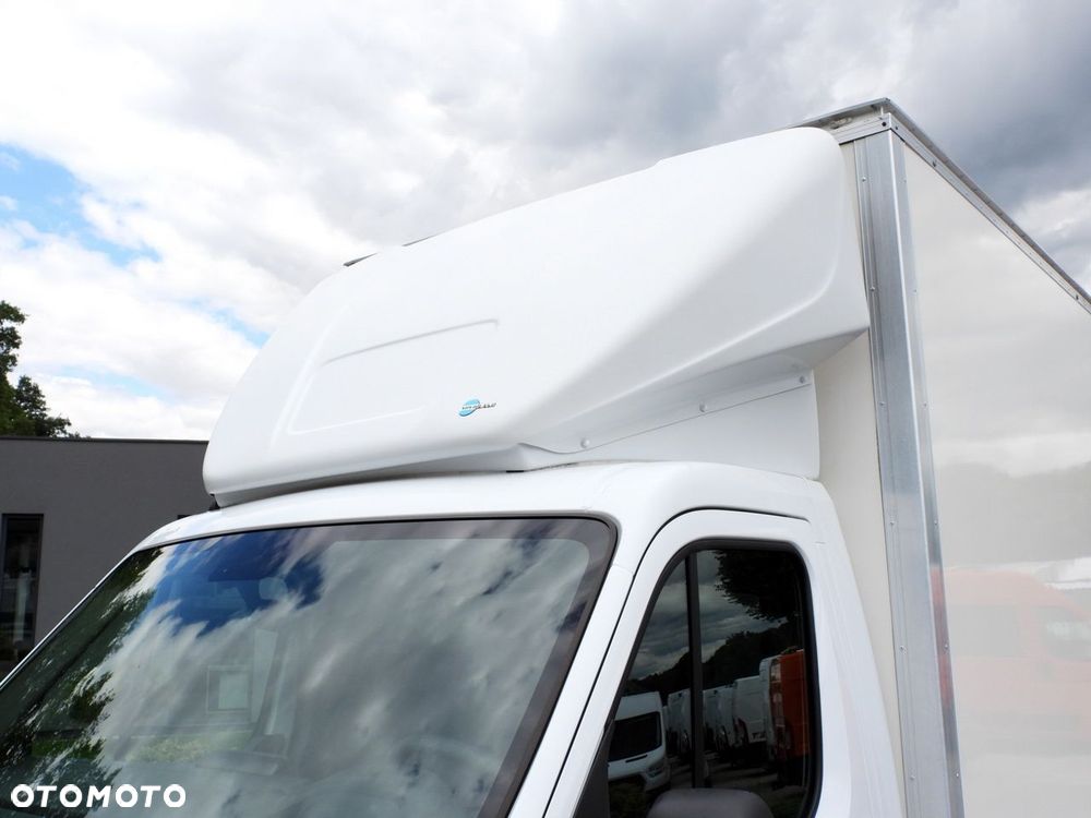 Renault MASTER KONTENER WINDA 8 PALET TEMPOMAT LEDY KLIMATYZACJA  145KM - 25