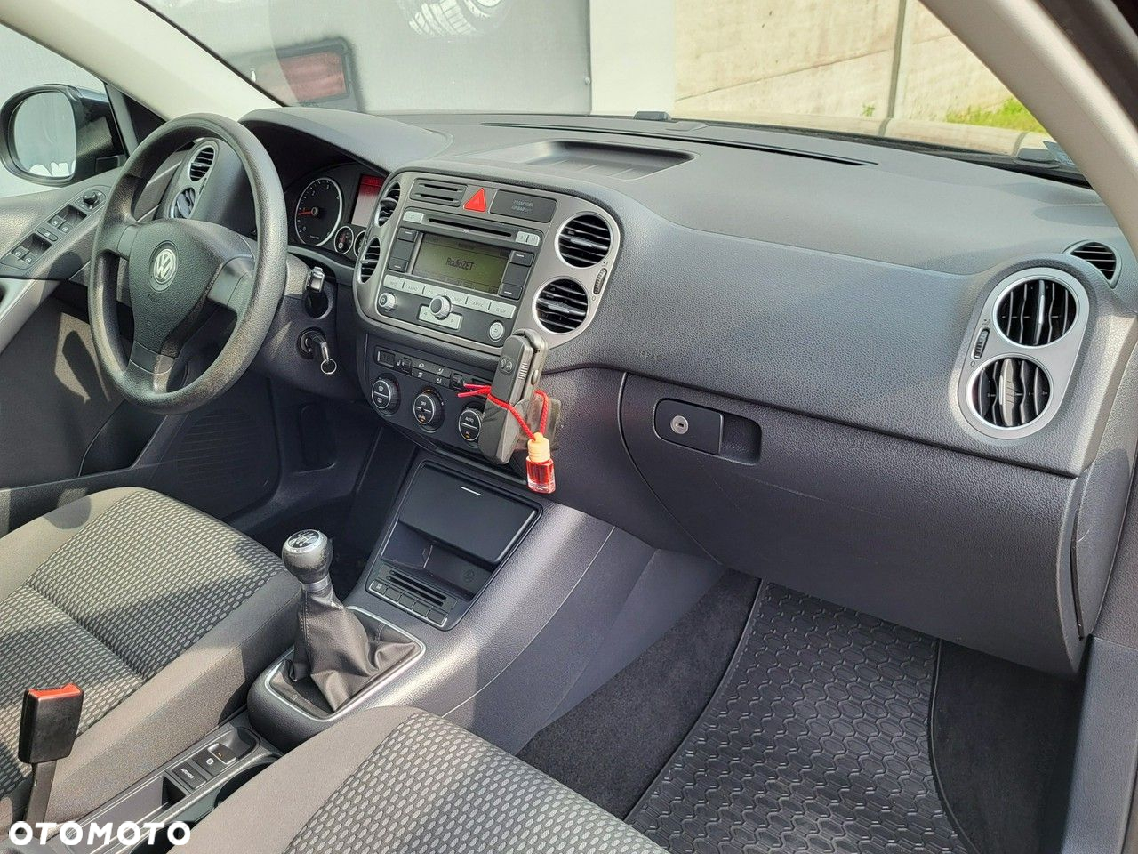 Volkswagen Tiguan - 17