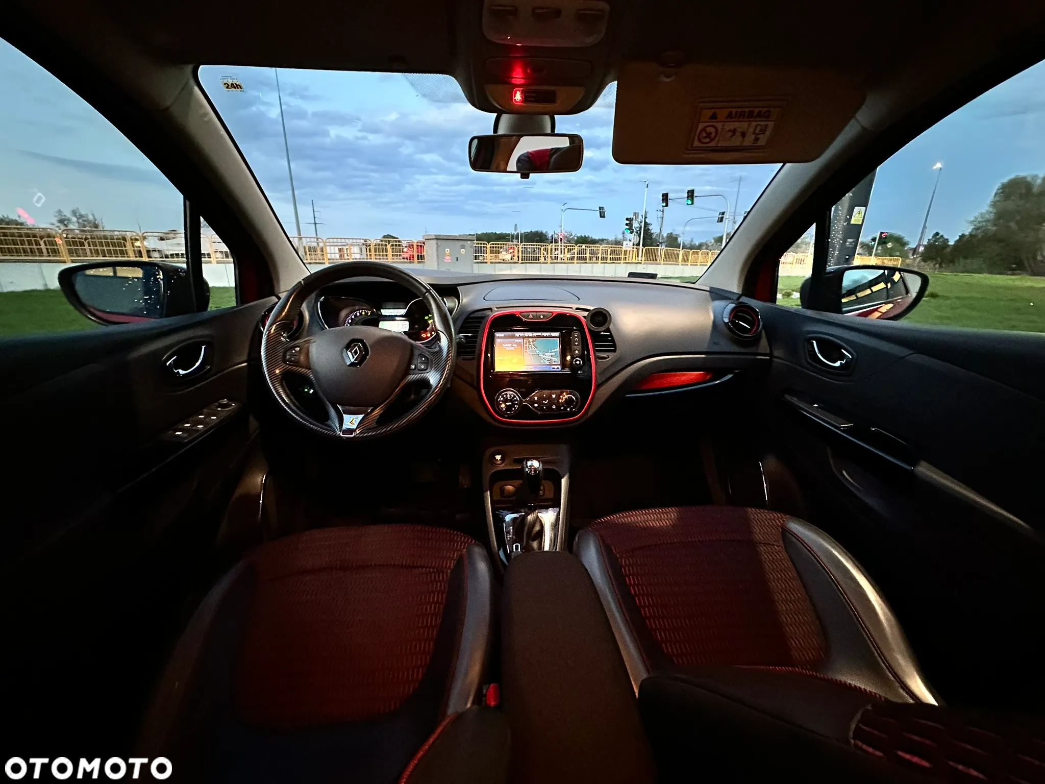 Renault Captur 1.2 Energy TCe XMOD EDC EU6 - 11