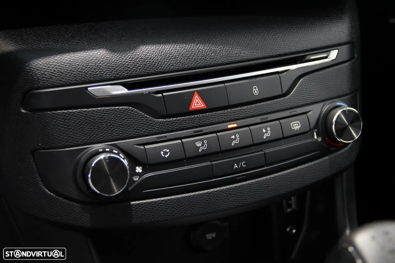 Peugeot 308 1.2 PureTech Access - 19