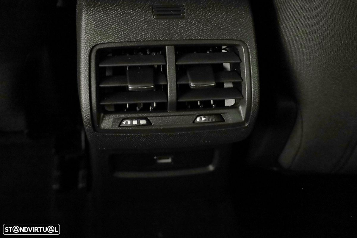 Citroën C4 1.2 PureTech Plus EAT8 - 20